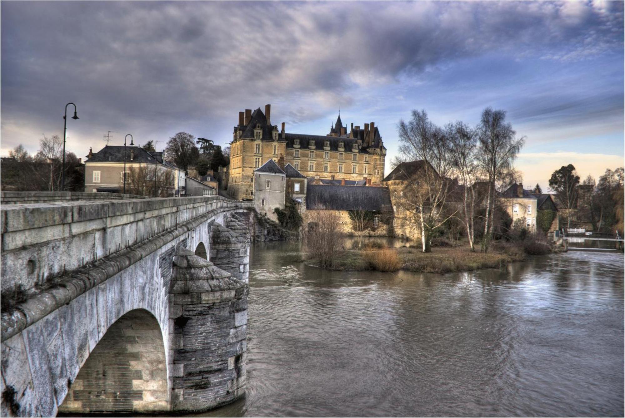 Chateau De Durtal Bed & Breakfast Eksteriør bilde